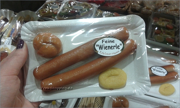 ISM 2013 - Feine Wienerle aus Marzipan ISM 2013 - Feine Wienerle aus Marzipan